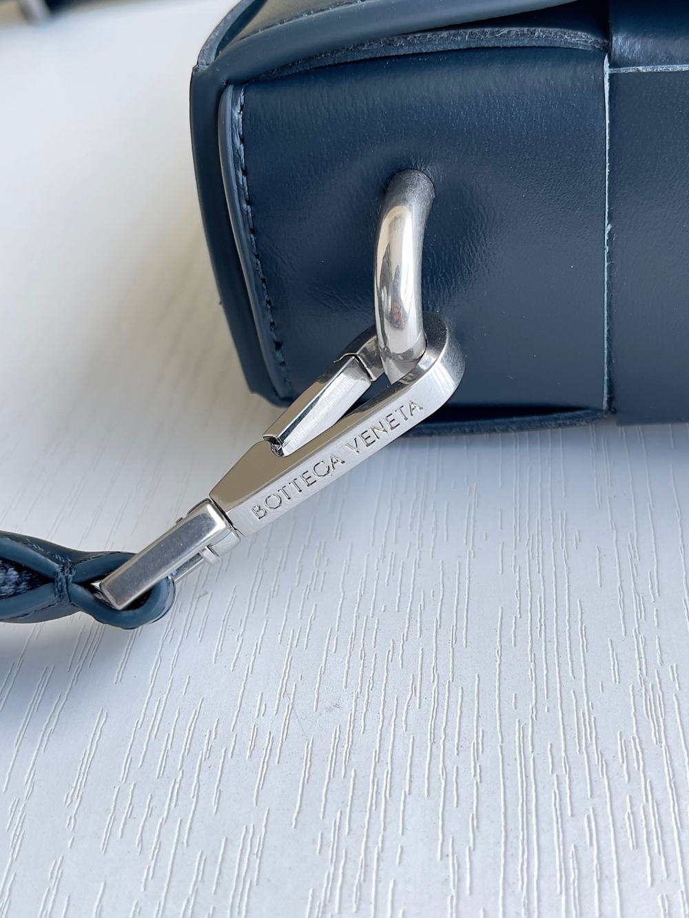 Bottega Veneta Bottega Veneta Cassette With Versatile Strap 레플리카 5번 이미지 - Bag | 세미샵 레플리카 사이트