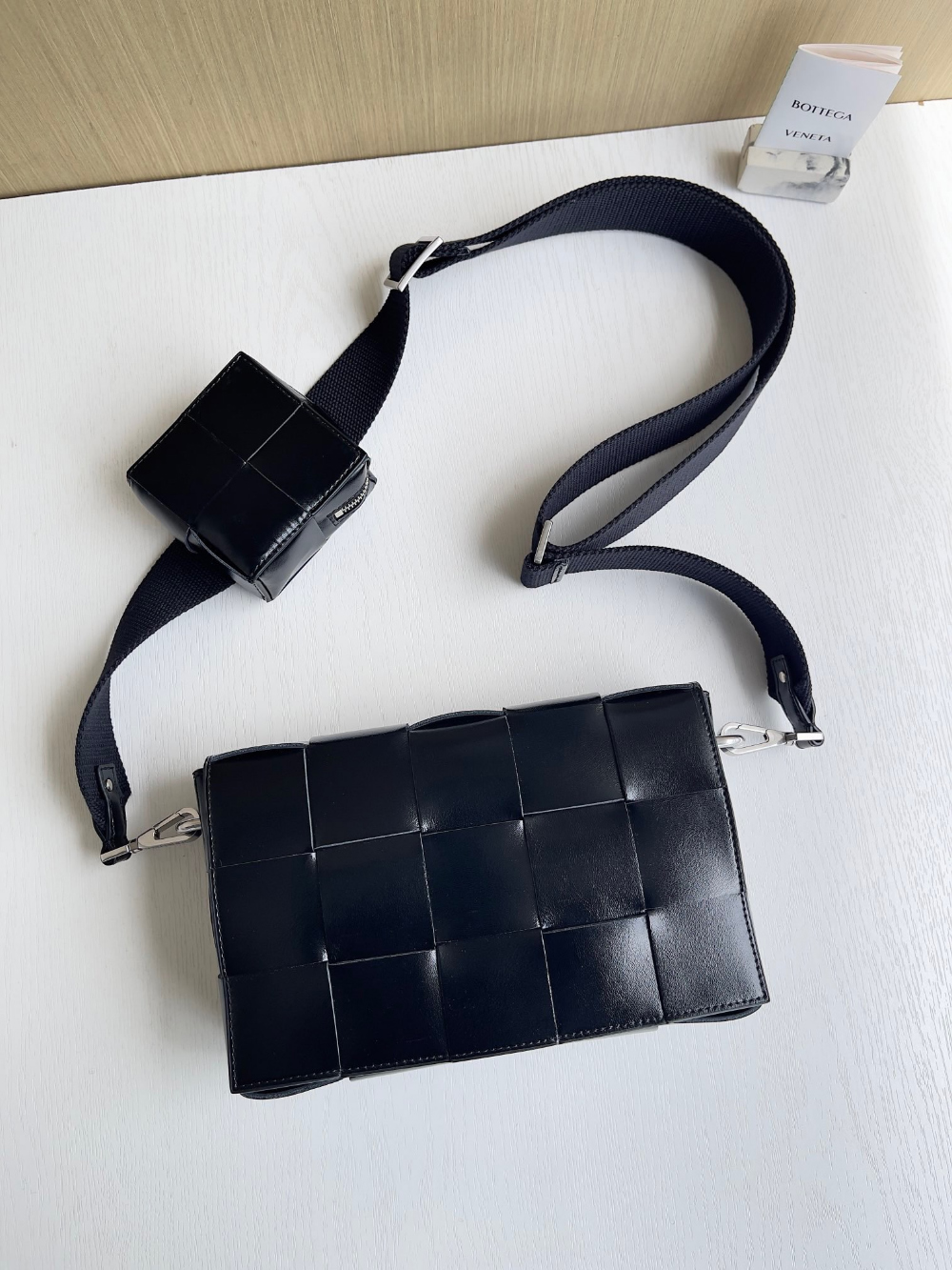 Bottega Veneta Bottega Veneta Cassette With Versatile Strap 레플리카 4번 이미지 - Bag | 세미샵 레플리카 사이트
