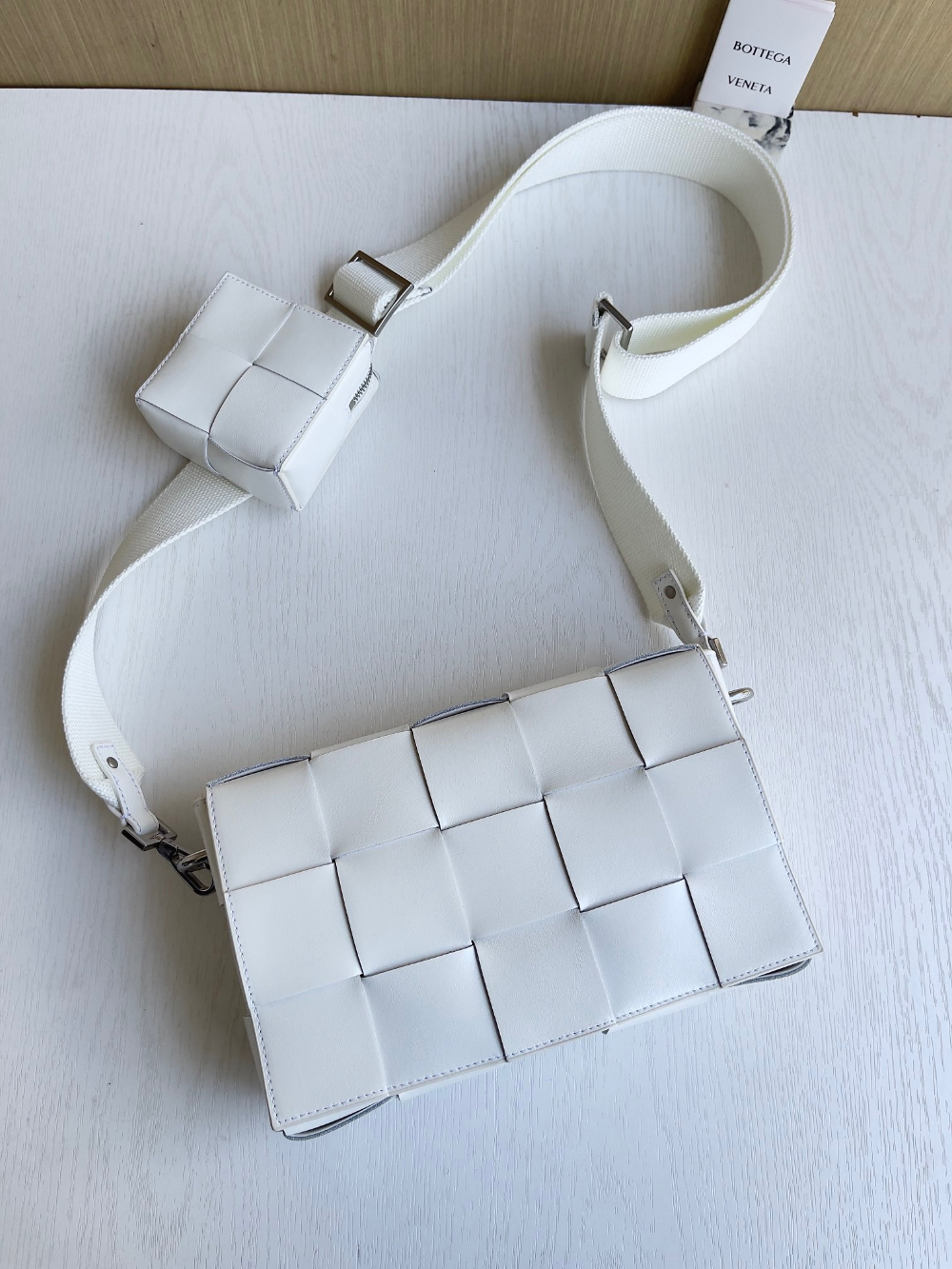 Bottega Veneta Bottega Veneta Cassette With Versatile Strap 레플리카 5번 이미지 - Bag | 세미샵 레플리카 사이트