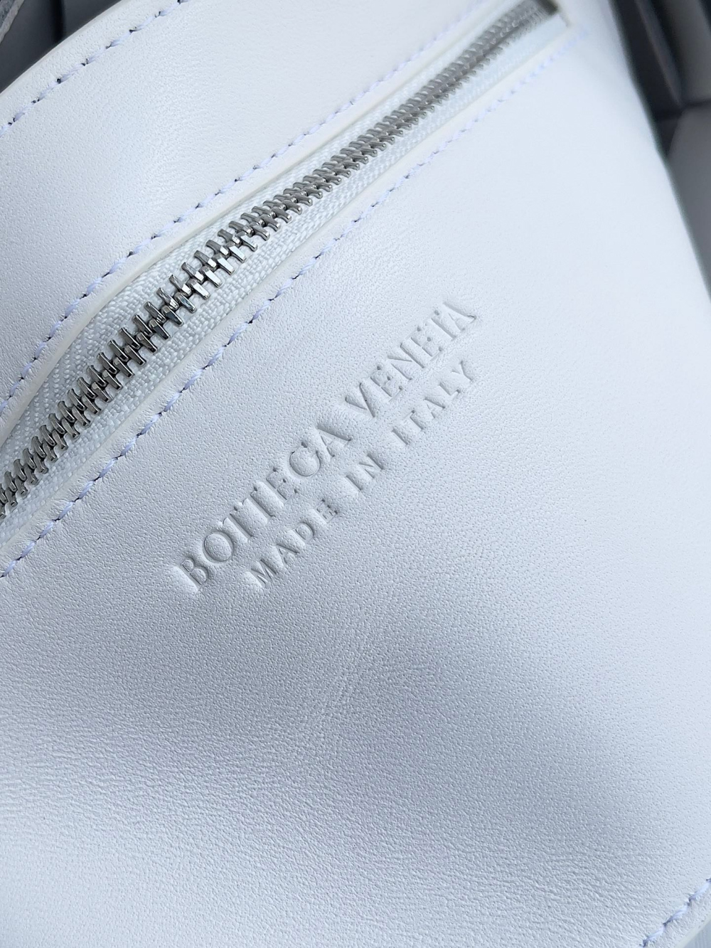 Bottega Veneta Bottega Veneta Cassette With Versatile Strap 레플리카 8번 이미지 - Bag | 세미샵 레플리카 사이트