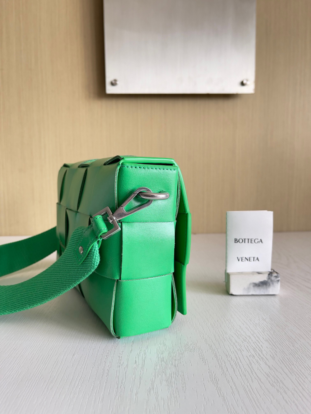 Bottega Veneta Bottega Veneta Cassette With Versatile Strap 레플리카 2번 이미지 - Bag | 세미샵 레플리카 사이트