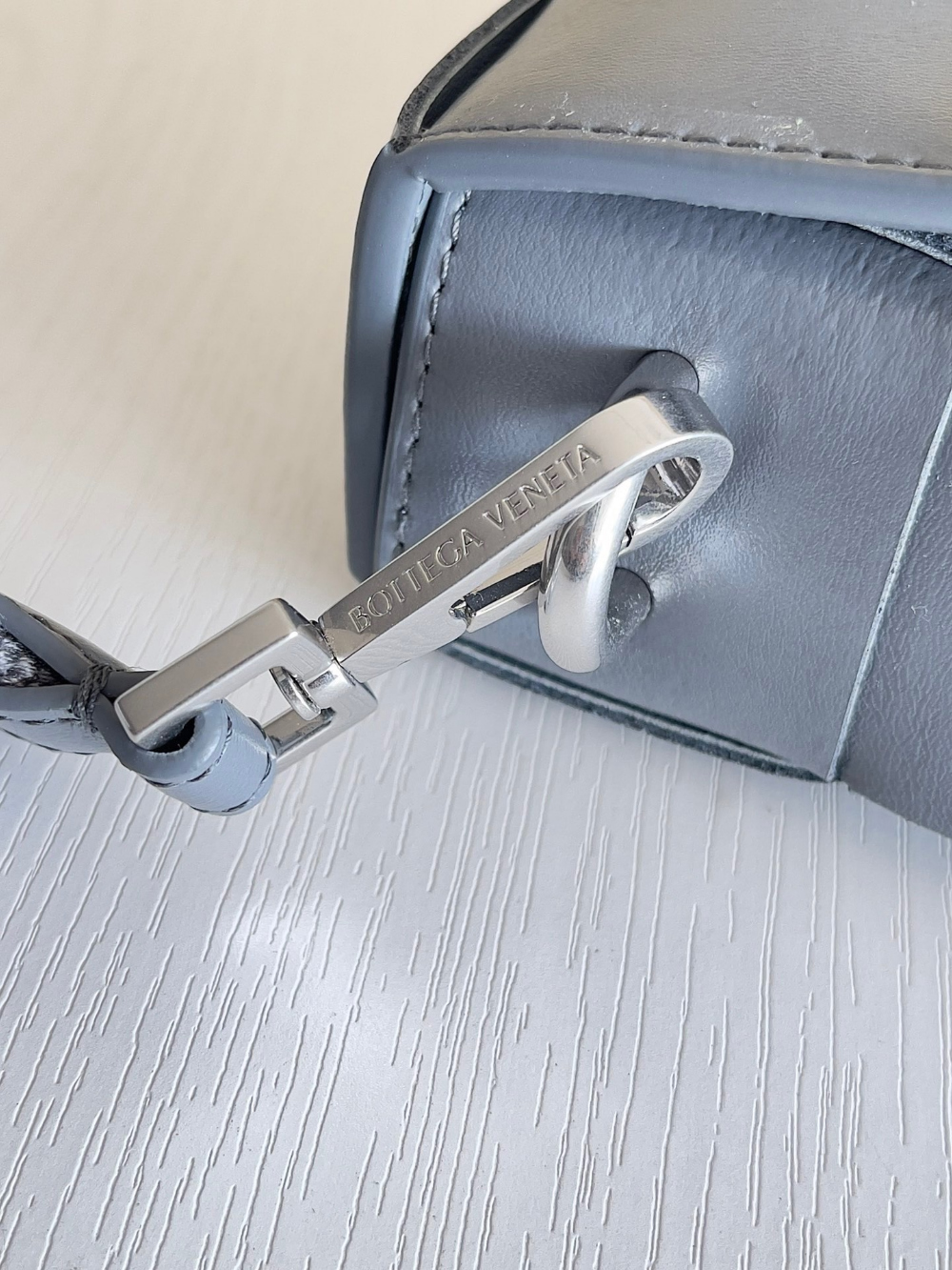 Bottega Veneta Bottega Veneta Cassette With Versatile Strap 레플리카 4번 이미지 - Bag | 세미샵 레플리카 사이트