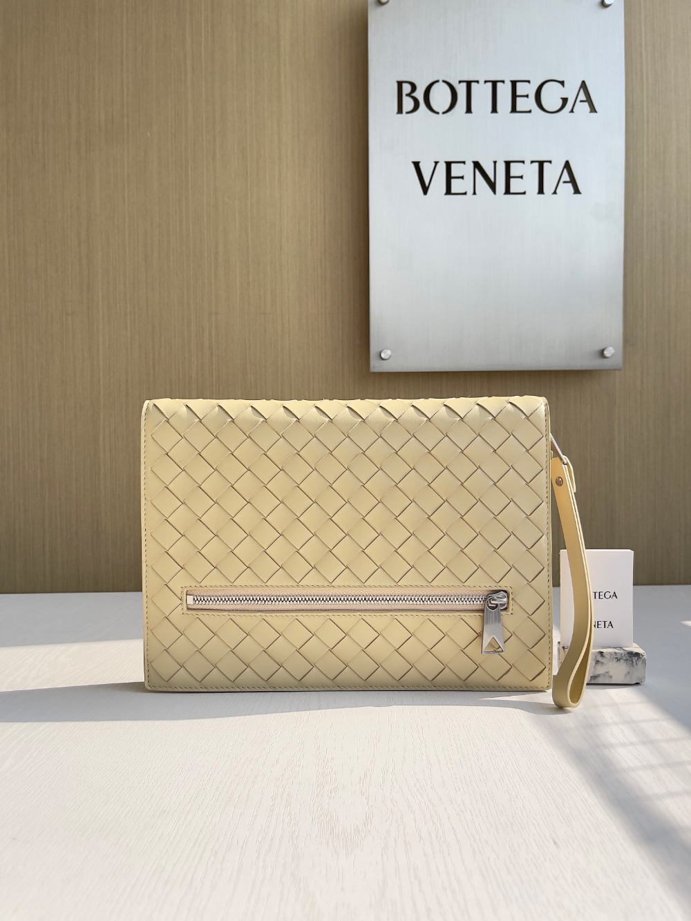 Bottega Veneta Bottega Veneta Intrecciato Document Case With Wristlet 레플리카 2번 이미지 - Bag | 세미샵 레플리카 사이트