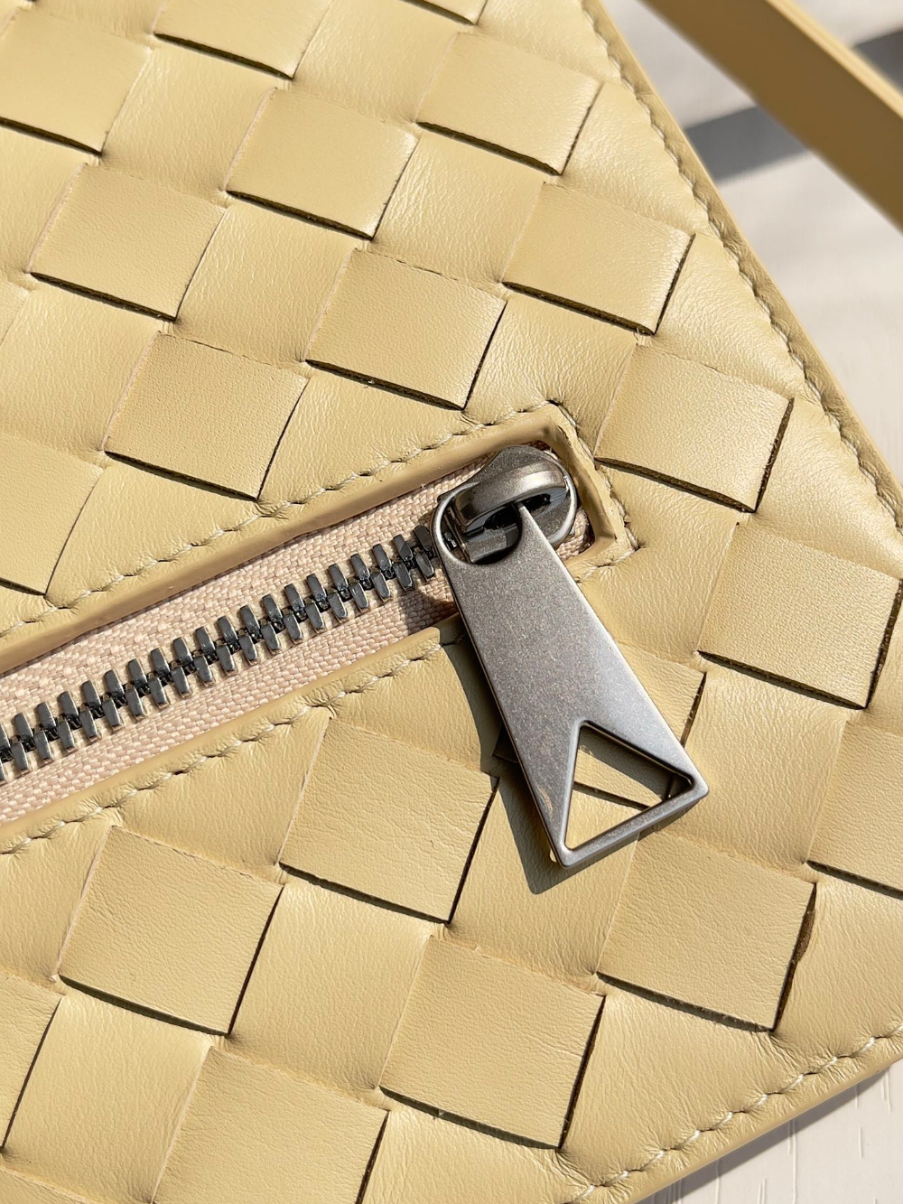 Bottega Veneta Bottega Veneta Intrecciato Document Case With Wristlet 레플리카 4번 이미지 - Bag | 세미샵 레플리카 사이트