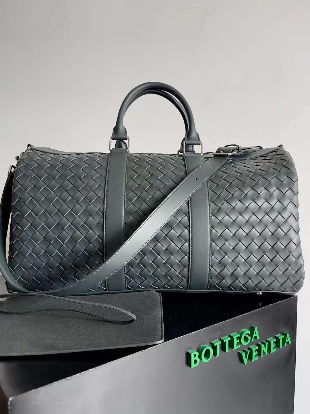 Bottega Veneta Intrecciato Duffel