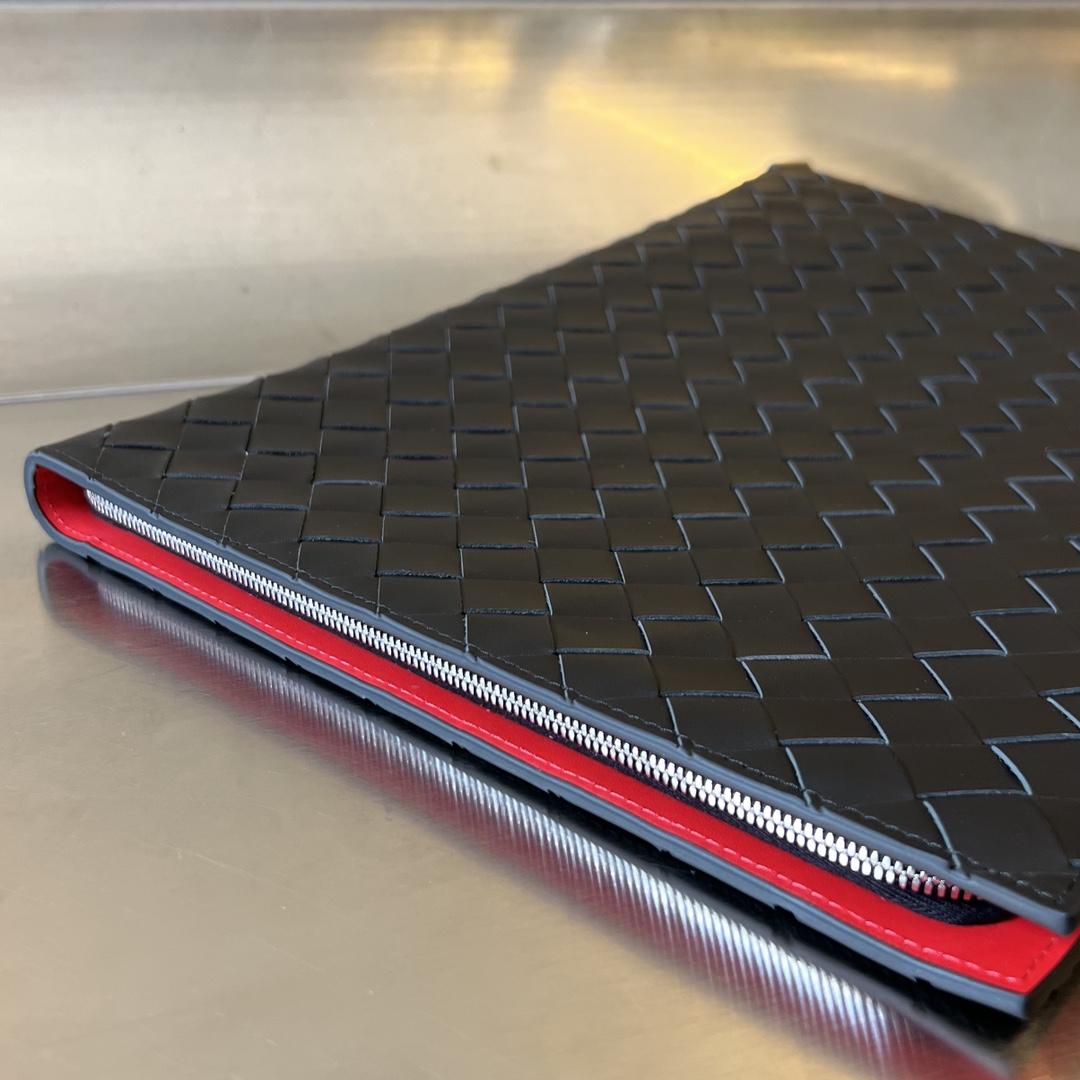 Bottega Veneta Bottega Veneta Intrecciato Half Zip Pouch 레플리카 2번 이미지 - Bag | 세미샵 레플리카 사이트