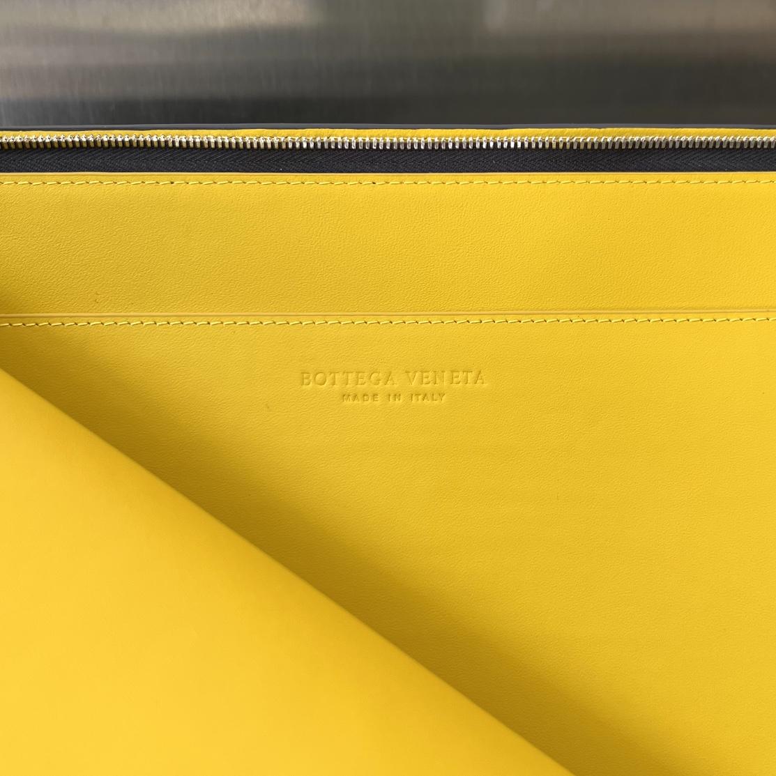Bottega Veneta Bottega Veneta Intrecciato Half Zip Pouch 레플리카 10번 이미지 - Bag | 세미샵 레플리카 사이트