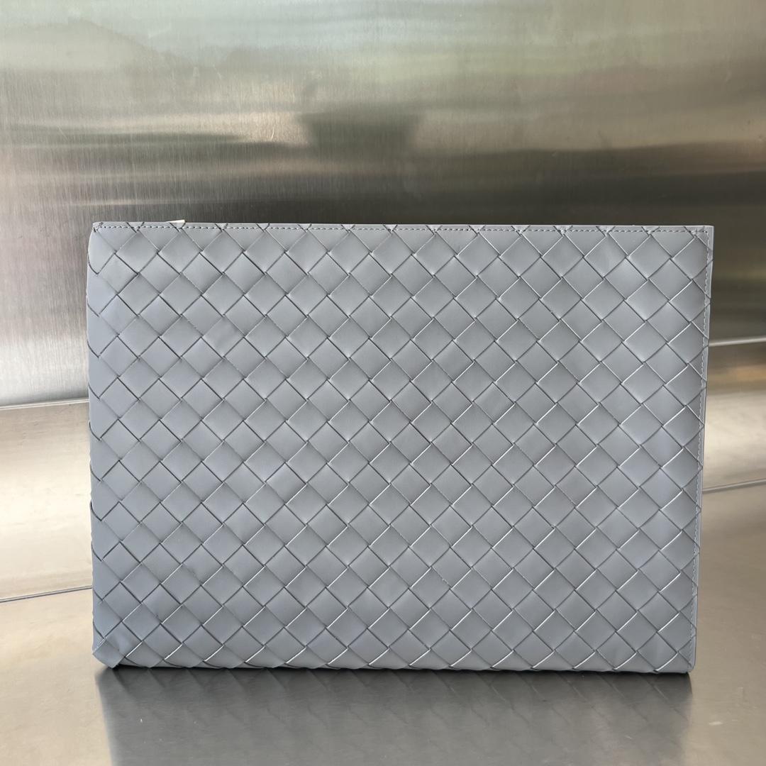 Bottega Veneta Bottega Veneta Intrecciato Half Zip Pouch 레플리카 26번 이미지 - Bag | 세미샵 레플리카 사이트