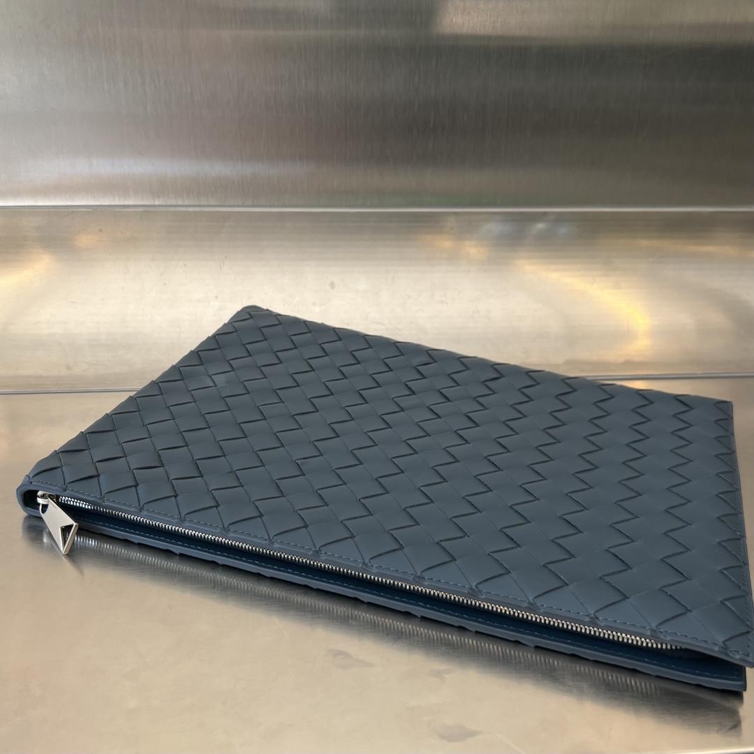 Bottega Veneta Bottega Veneta Intrecciato Half Zip Pouch 레플리카 32번 이미지 - Bag | 세미샵 레플리카 사이트