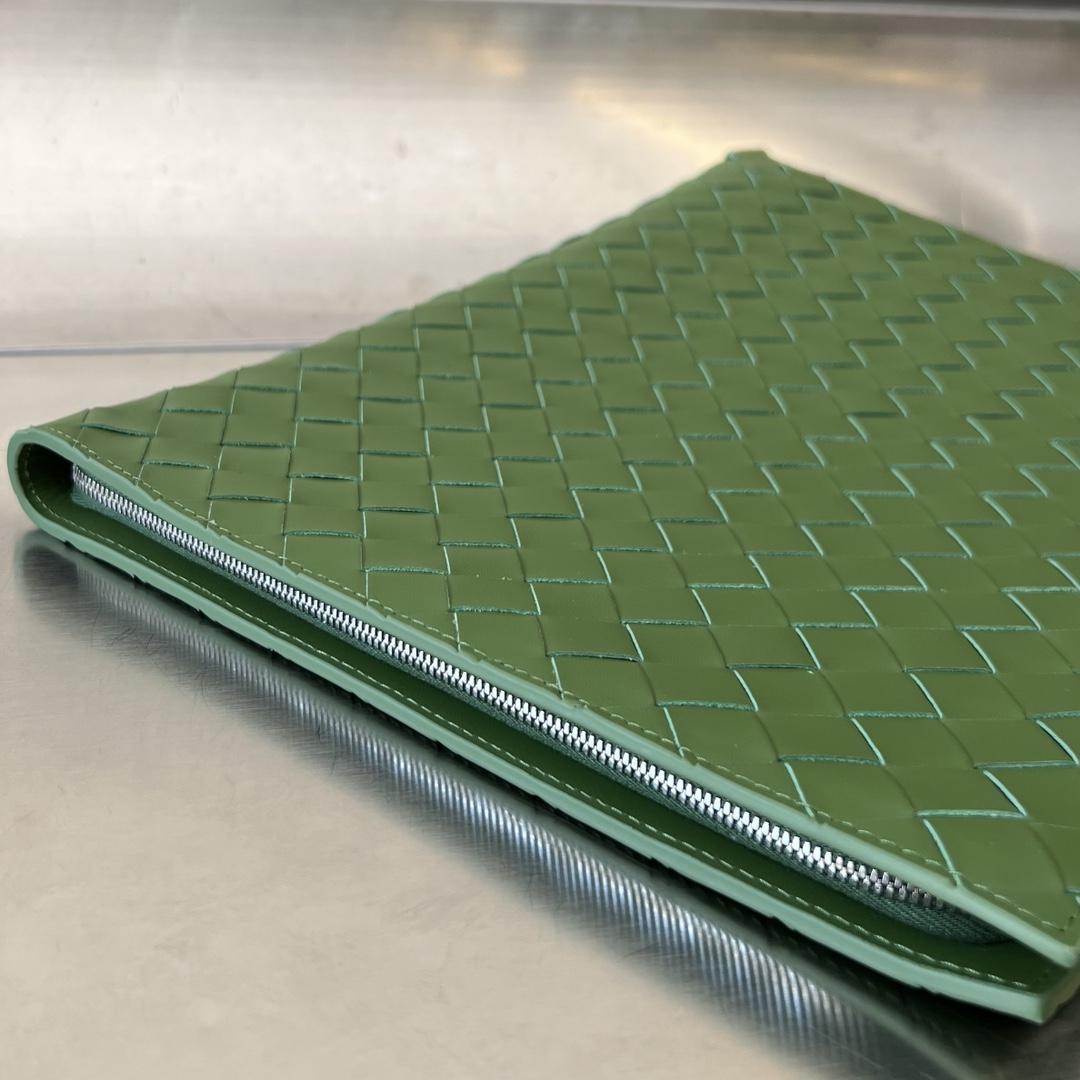 Bottega Veneta Bottega Veneta Intrecciato Half Zip Pouch 레플리카 38번 이미지 - Bag | 세미샵 레플리카 사이트