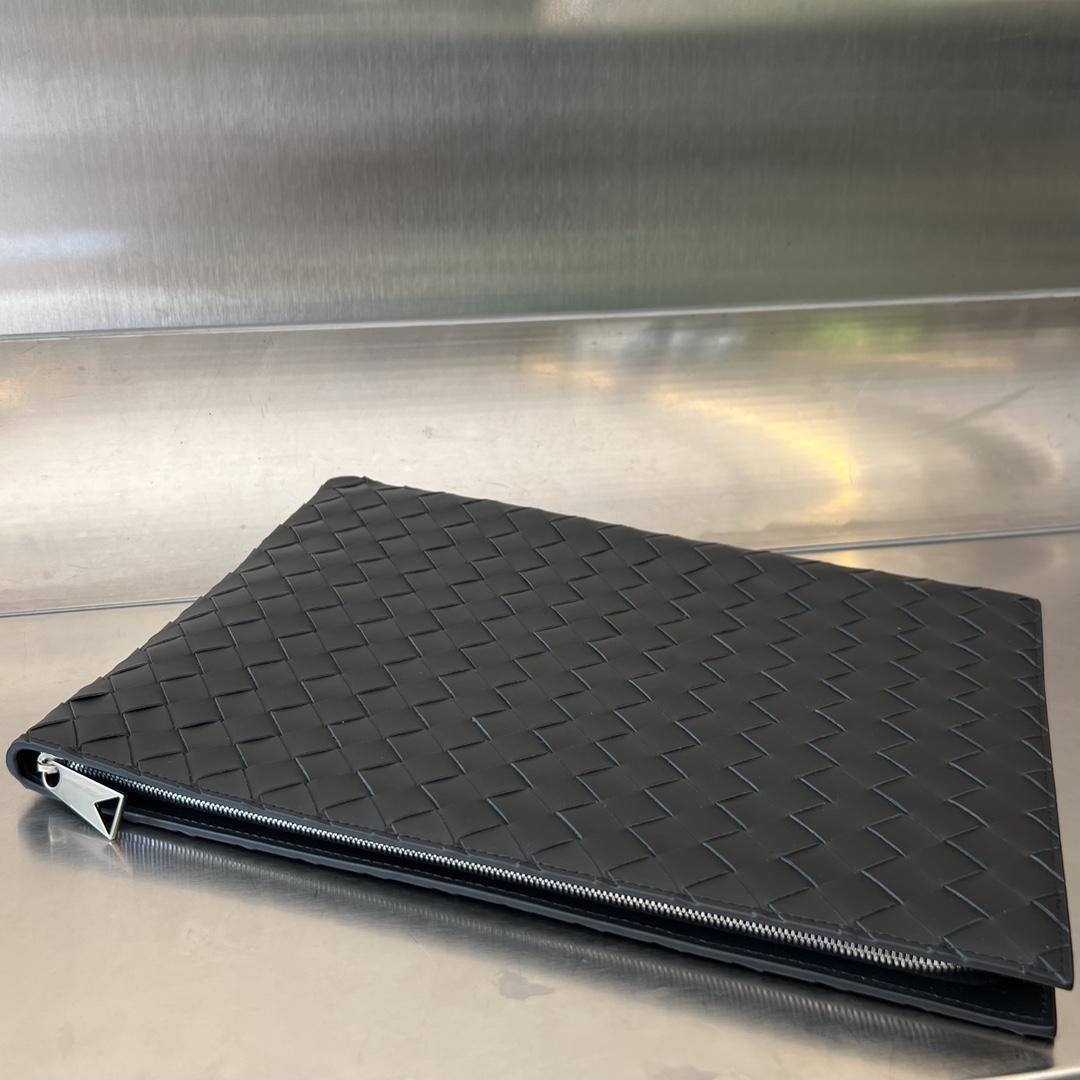 Bottega Veneta Bottega Veneta Intrecciato Half Zip Pouch 레플리카 42번 이미지 - Bag | 세미샵 레플리카 사이트