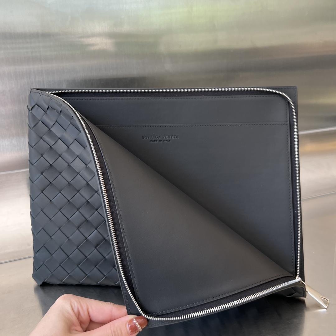 Bottega Veneta Bottega Veneta Intrecciato Half Zip Pouch 레플리카 43번 이미지 - Bag | 세미샵 레플리카 사이트