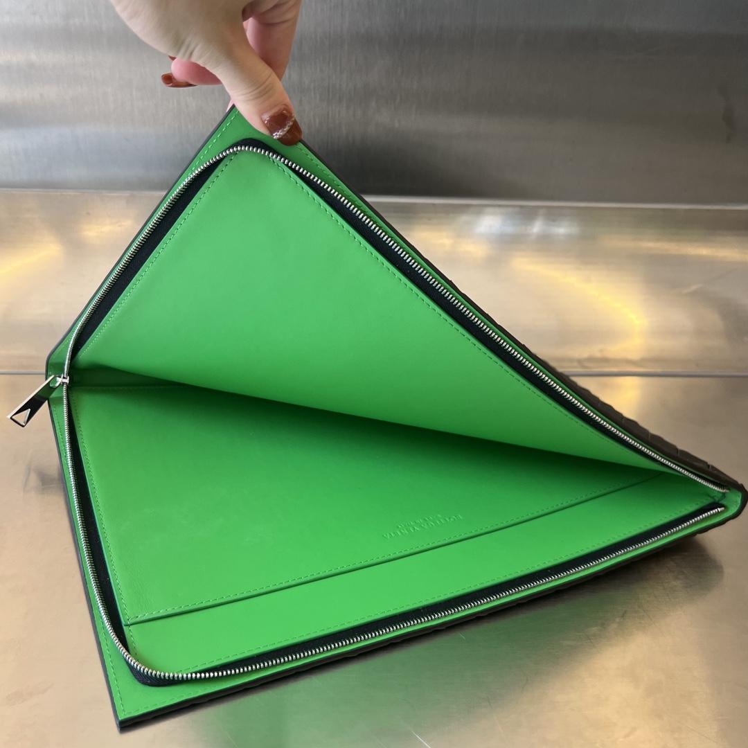 Bottega Veneta Bottega Veneta Intrecciato Half Zip Pouch 레플리카 49번 이미지 - Bag | 세미샵 레플리카 사이트