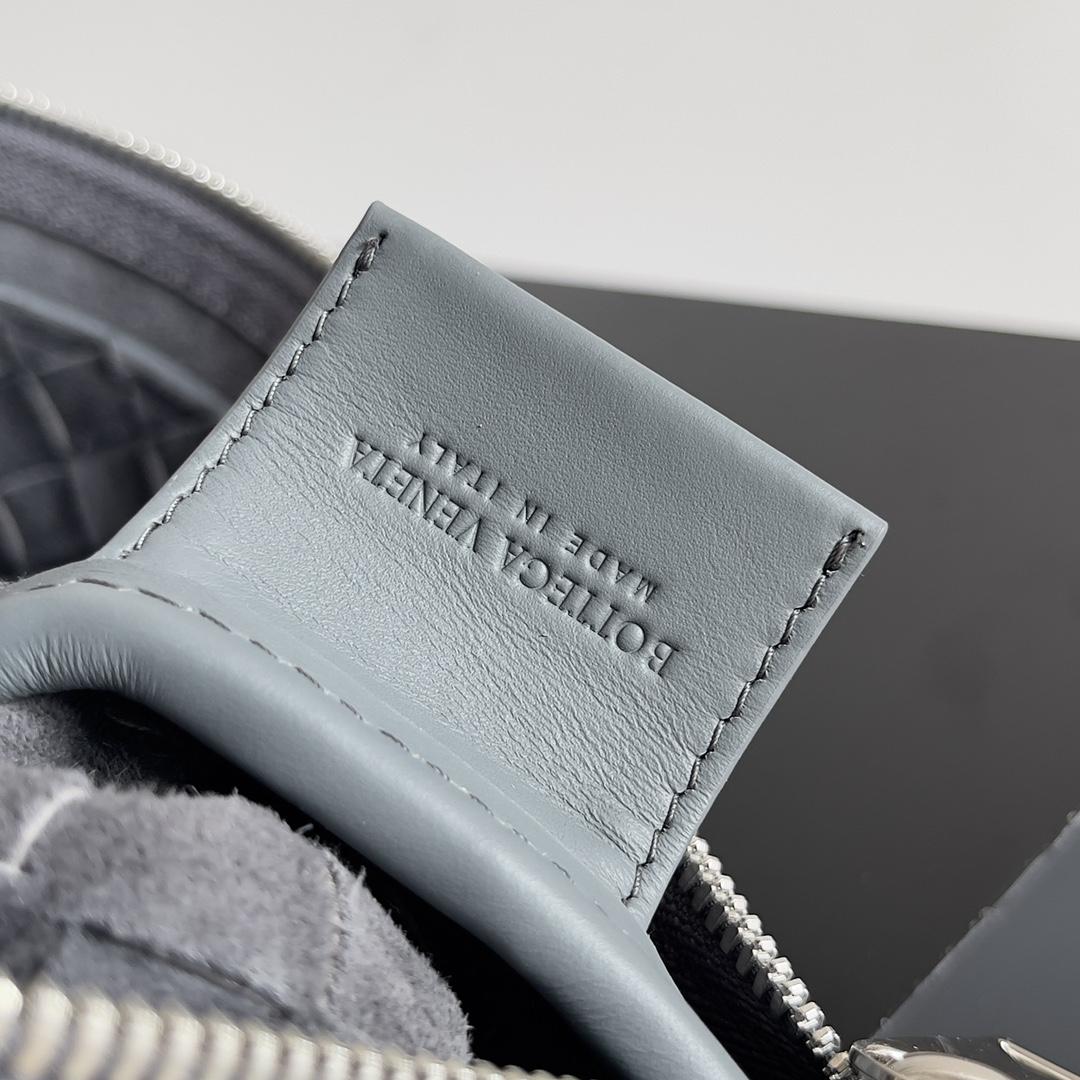 Bottega Veneta Bottega Veneta Intrecciato Zip Pouch 레플리카 8번 이미지 - Bag | 세미샵 레플리카 사이트