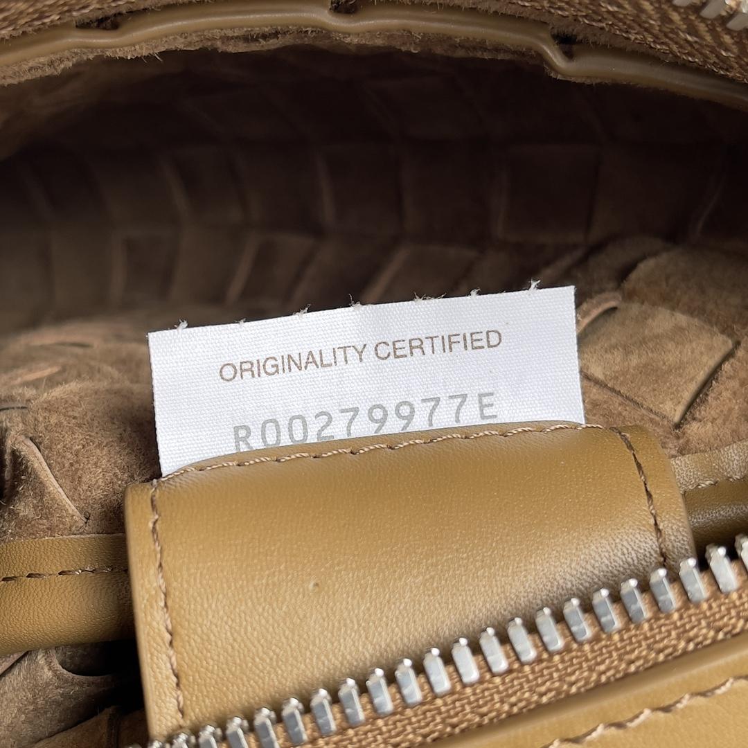 Bottega Veneta Bottega Veneta Intrecciato Zip Pouch 레플리카 23번 이미지 - Bag | 세미샵 레플리카 사이트