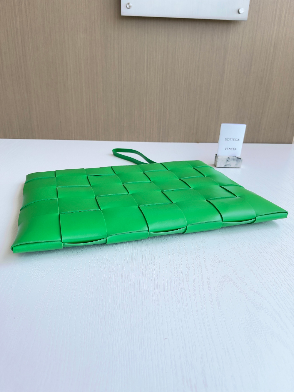 Bottega Veneta Bottega Veneta Large Cassette Pouch 레플리카 4번 이미지 - Bag | 세미샵 레플리카 사이트