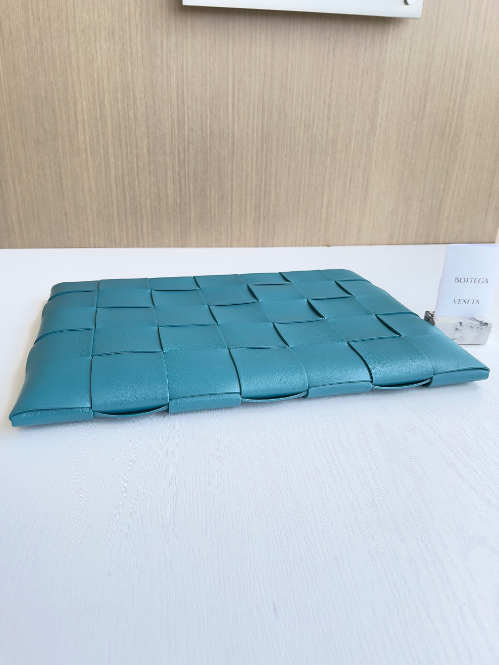 Bottega Veneta Large Cassette Pouch - 상세 이미지