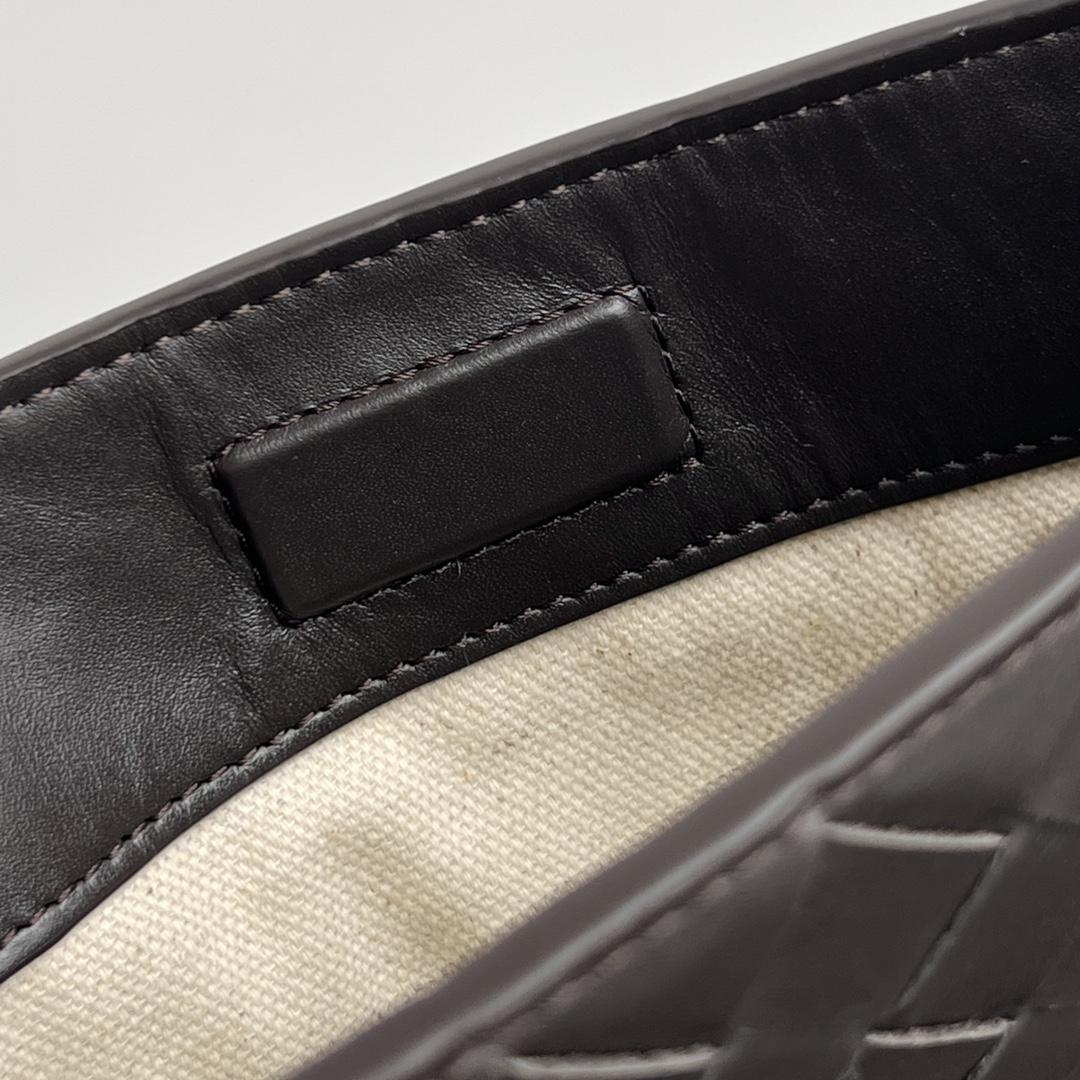 Bottega Veneta Bottega Veneta Large Flat Loop 레플리카 7번 이미지 - Bag | 세미샵 레플리카 사이트