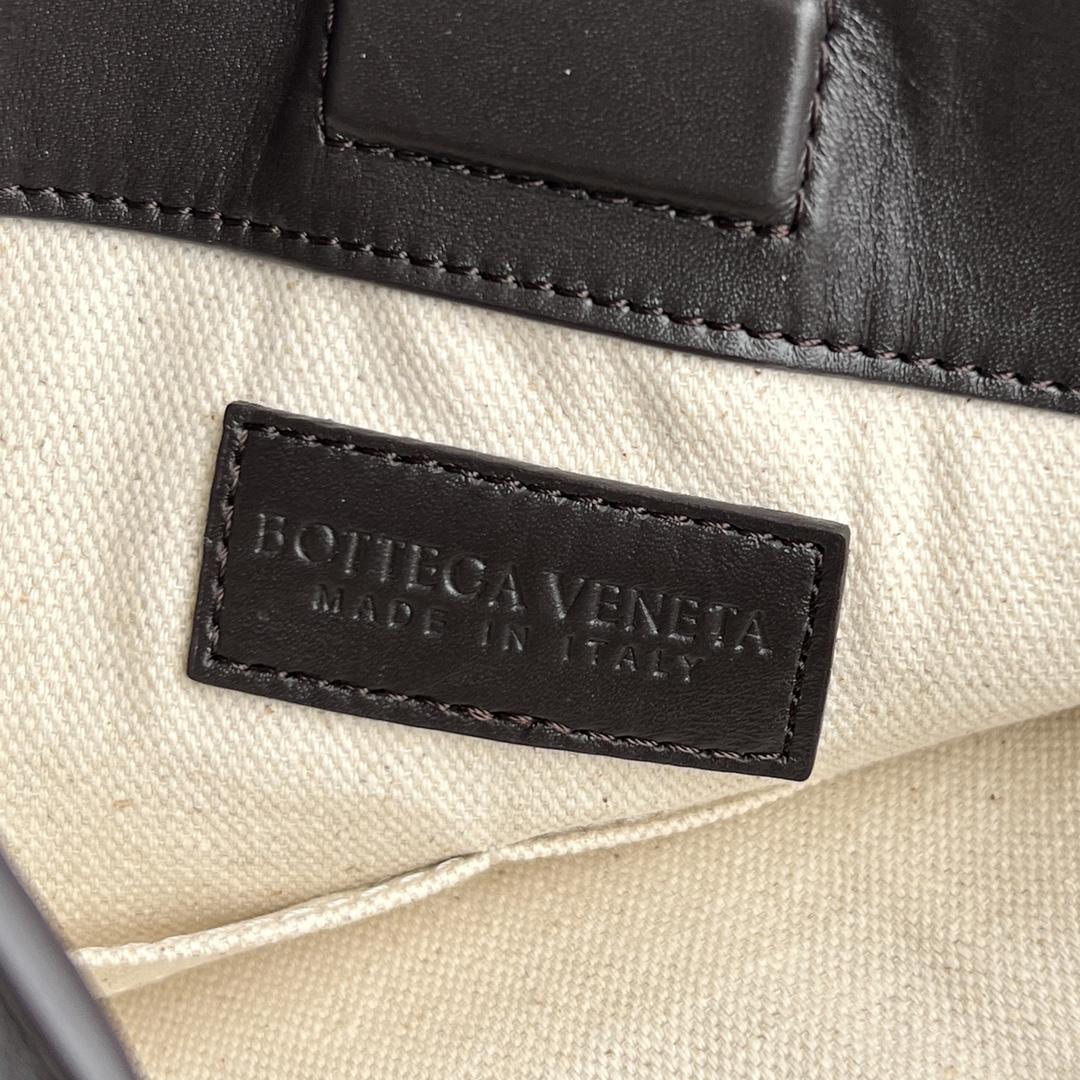 Bottega Veneta Bottega Veneta Large Flat Loop 레플리카 8번 이미지 - Bag | 세미샵 레플리카 사이트