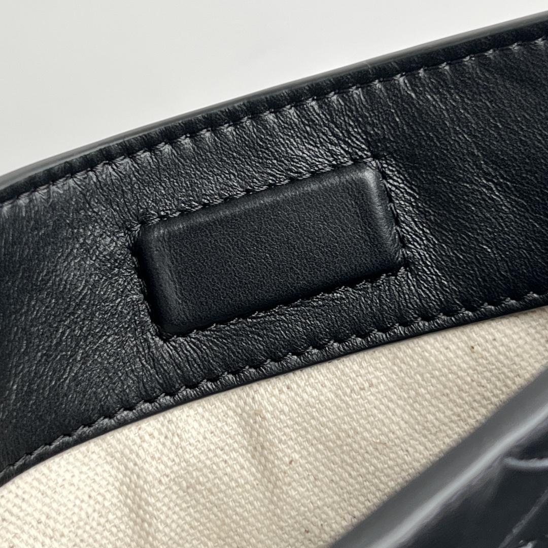 Bottega Veneta Bottega Veneta Large Flat Loop 레플리카 15번 이미지 - Bag | 세미샵 레플리카 사이트