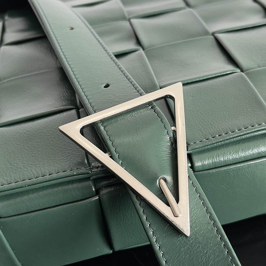 Bottega Veneta Bottega Veneta Maxi Cassette 레플리카 13번 이미지 - Bag | 세미샵 레플리카 사이트