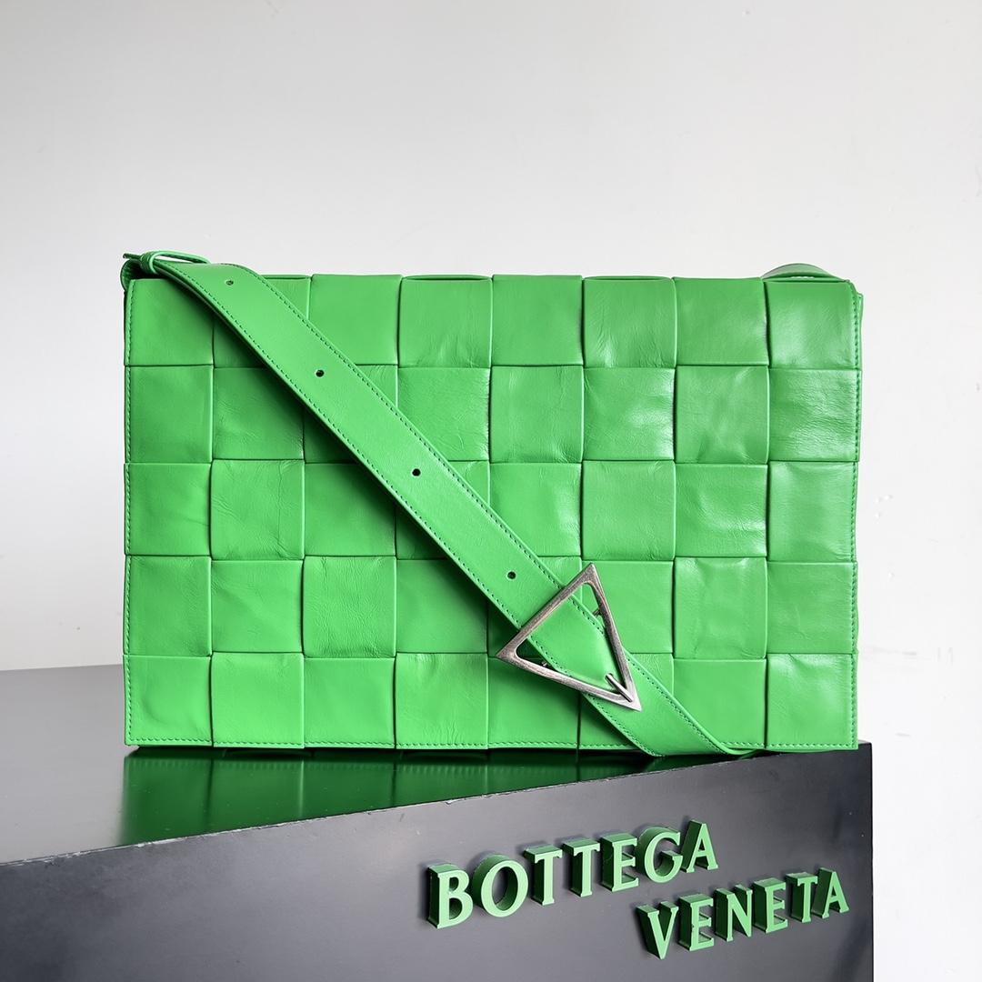 Bottega Veneta Bottega Veneta Maxi Cassette 레플리카 17번 이미지 - Bag | 세미샵 레플리카 사이트