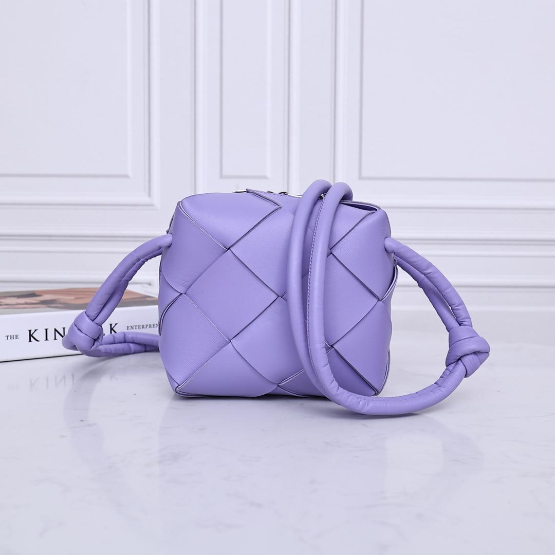 Bottega Veneta Bottega Veneta Mini Cassette Camera Bag 레플리카 9번 이미지 - Bag | 세미샵 레플리카 사이트