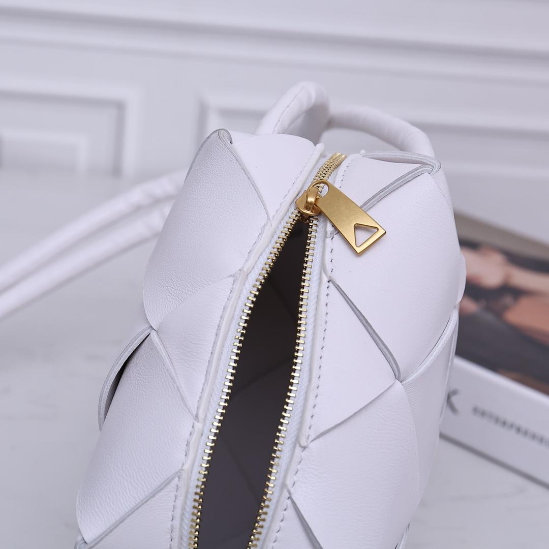 Bottega Veneta Bottega Veneta Mini Cassette Camera Bag 레플리카 29번 이미지 - Bag | 세미샵 레플리카 사이트