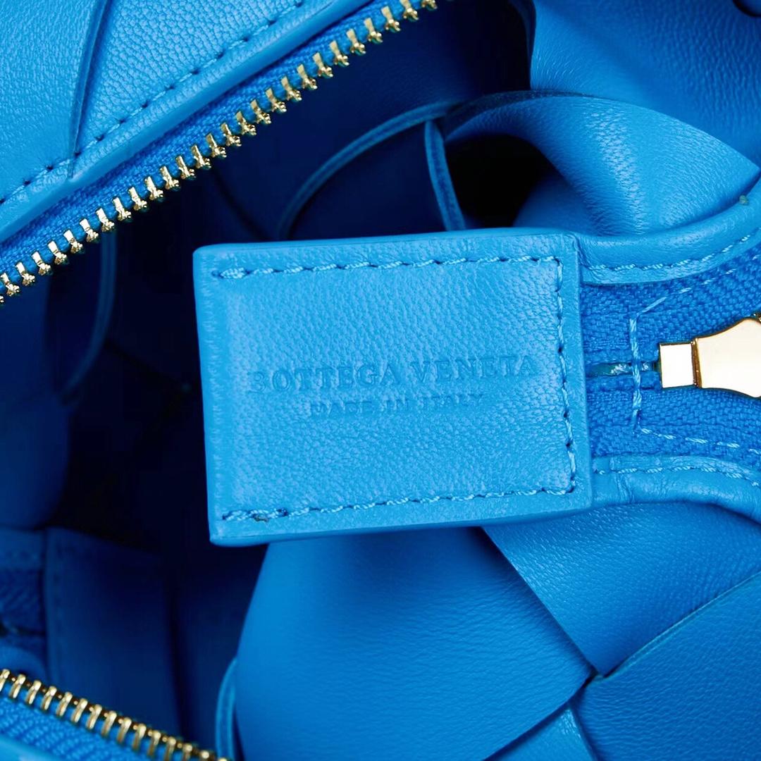 Bottega Veneta Bottega Veneta Mini Cassette Camera Bag 레플리카 64번 이미지 - Bag | 세미샵 레플리카 사이트