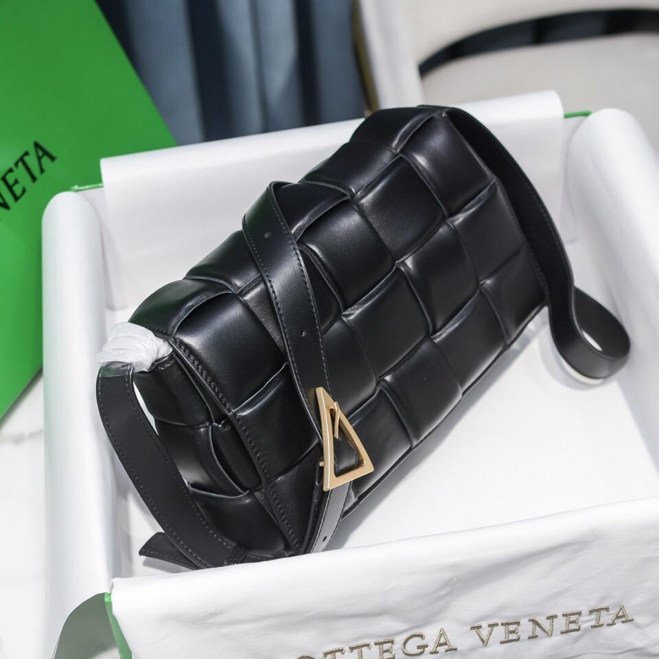 Bottega Veneta Bottega Veneta Padded Cassette 레플리카 3번 이미지 - Bag | 세미샵 레플리카 사이트