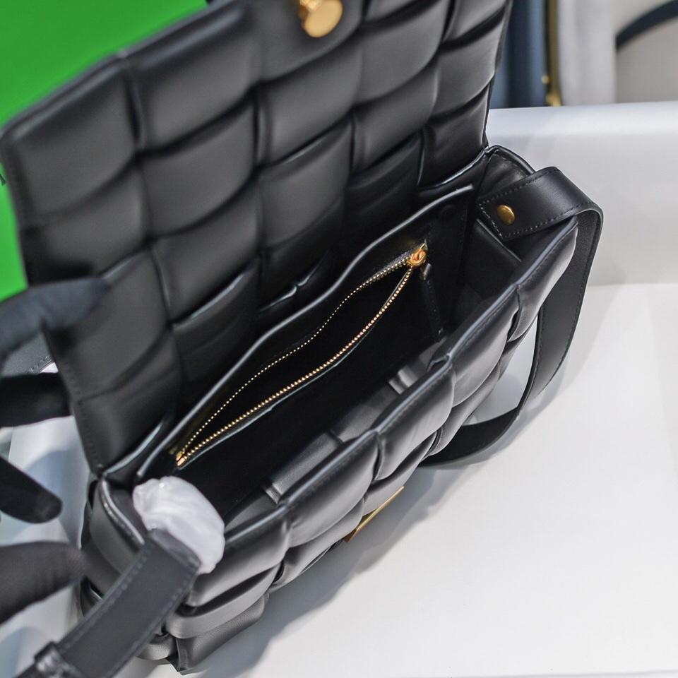 Bottega Veneta Bottega Veneta Padded Cassette 레플리카 7번 이미지 - Bag | 세미샵 레플리카 사이트