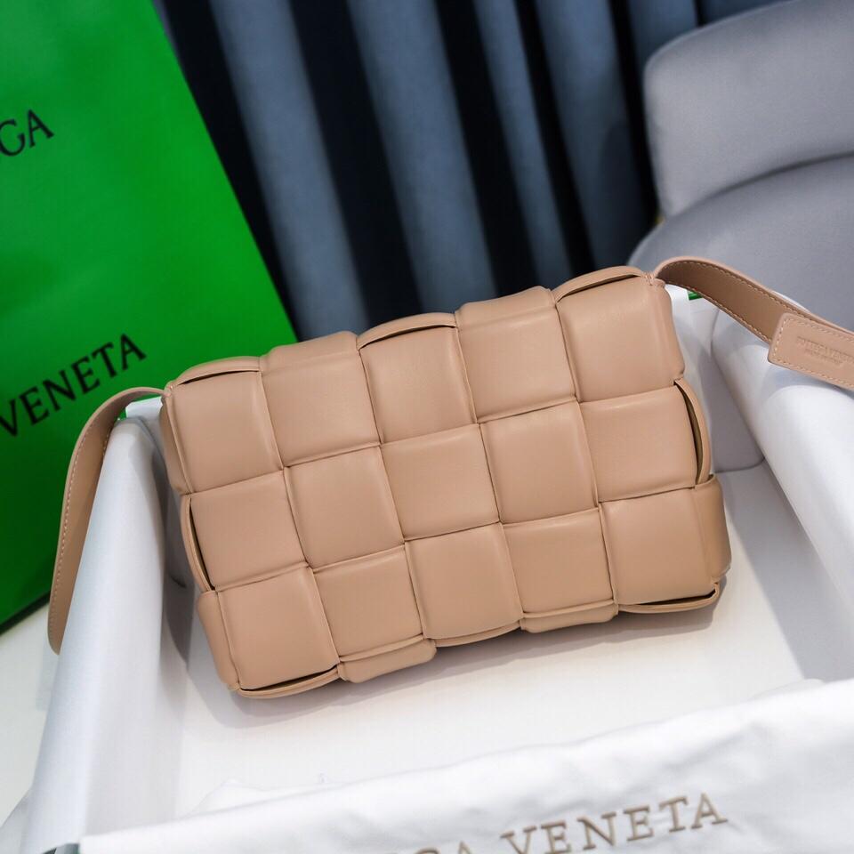 Bottega Veneta Bottega Veneta Padded Cassette 레플리카 10번 이미지 - Bag | 세미샵 레플리카 사이트