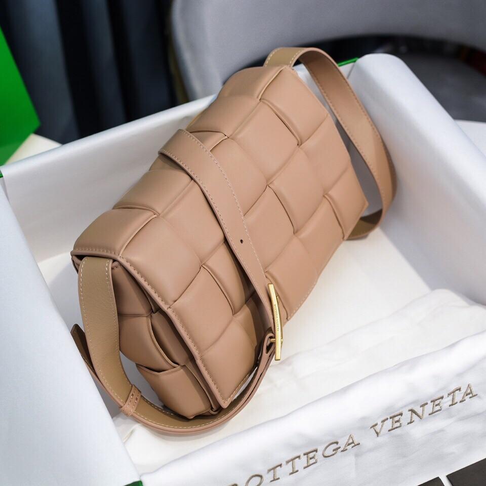Bottega Veneta Bottega Veneta Padded Cassette 레플리카 11번 이미지 - Bag | 세미샵 레플리카 사이트