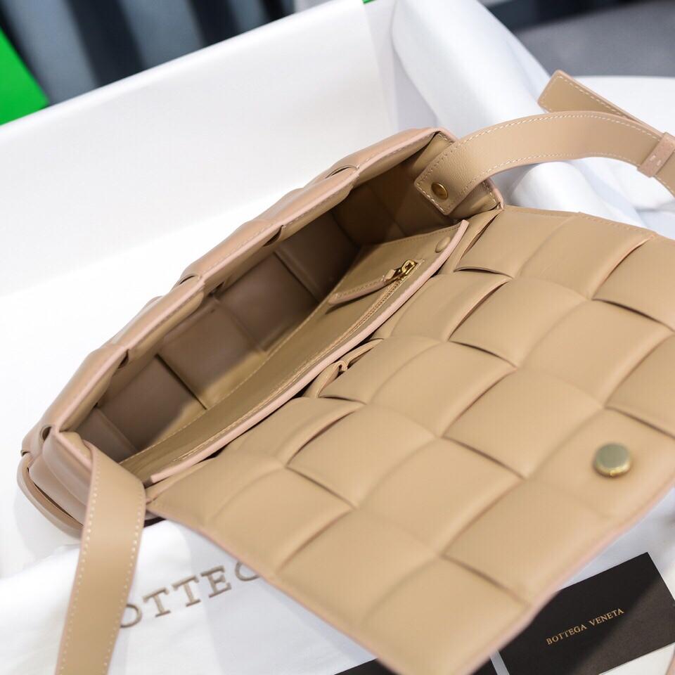 Bottega Veneta Bottega Veneta Padded Cassette 레플리카 14번 이미지 - Bag | 세미샵 레플리카 사이트