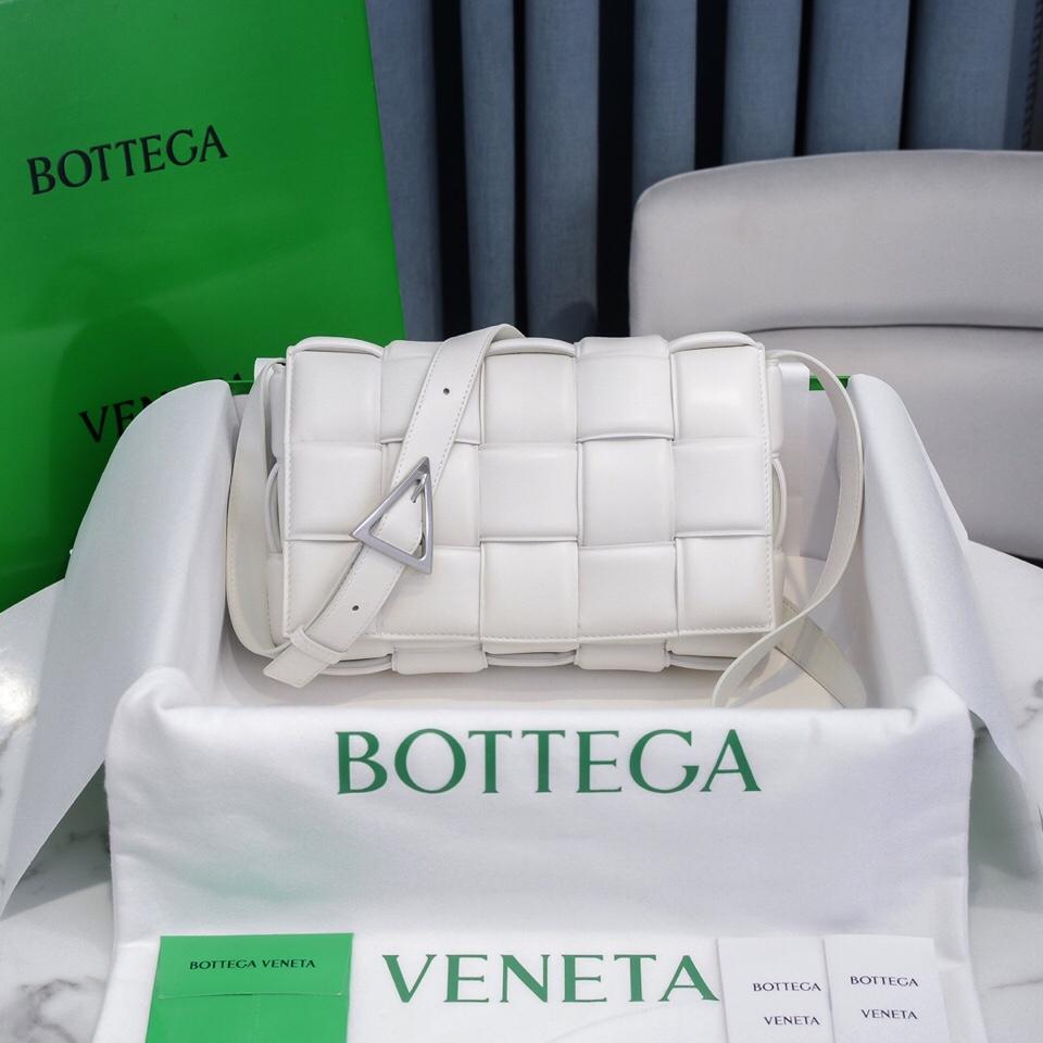 Bottega Veneta Bottega Veneta Padded Cassette 레플리카 32번 이미지 - Bag | 세미샵 레플리카 사이트