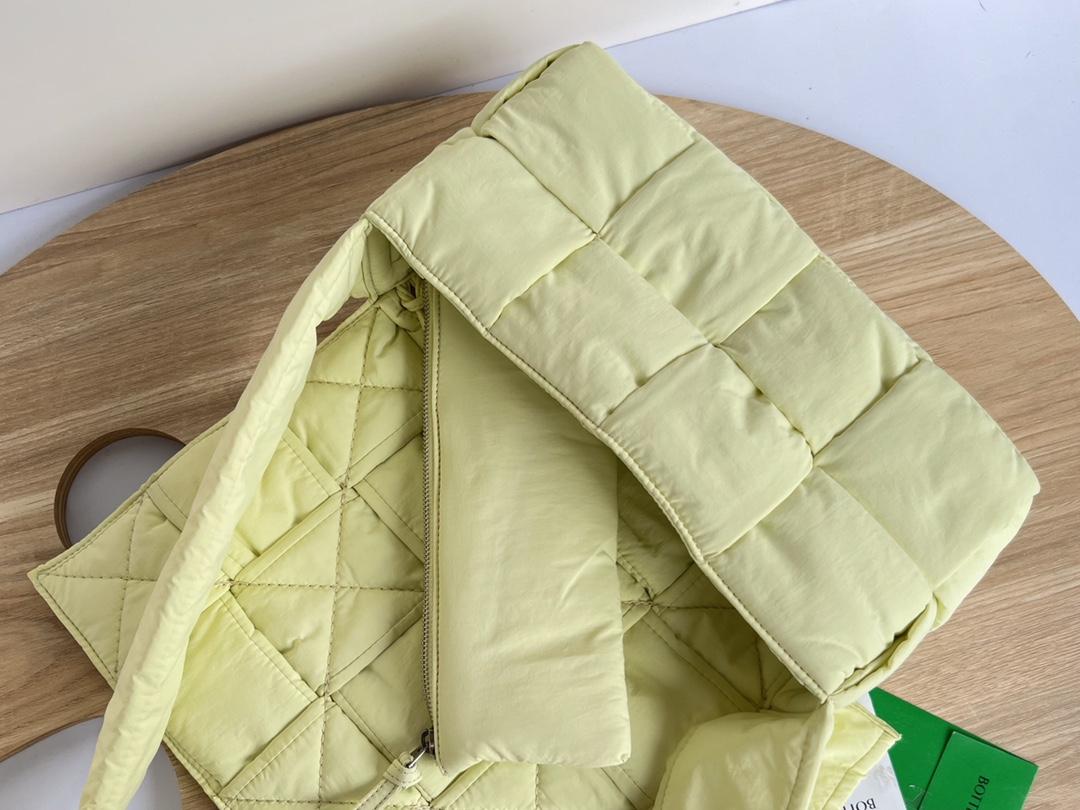 Bottega Veneta Bottega Veneta Padded Tech Cassette 레플리카 14번 이미지 - Bag | 세미샵 레플리카 사이트