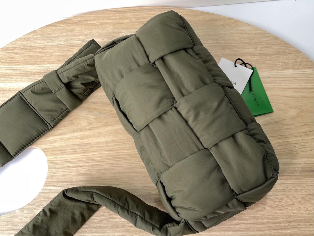 Bottega Veneta Bottega Veneta Padded Tech Cassette 레플리카 49번 이미지 - Bag | 세미샵 레플리카 사이트