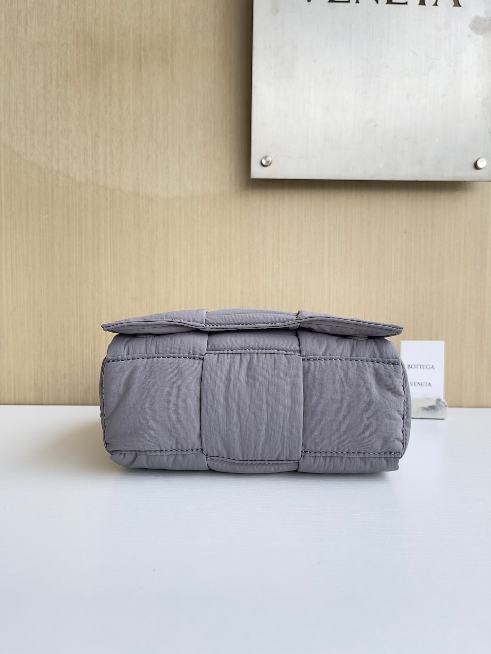 Bottega Veneta Bottega Veneta Small Padded Tech Cassette 레플리카 3번 이미지 - Bag | 세미샵 레플리카 사이트