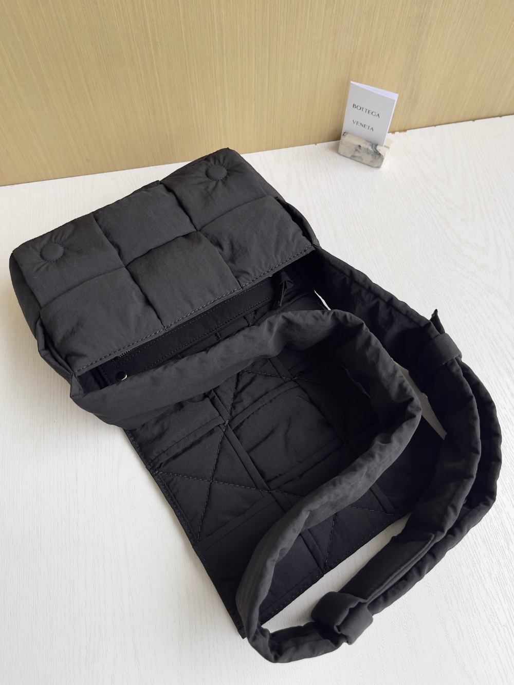 Bottega Veneta Bottega Veneta Small Padded Tech Cassette 레플리카 4번 이미지 - Bag | 세미샵 레플리카 사이트