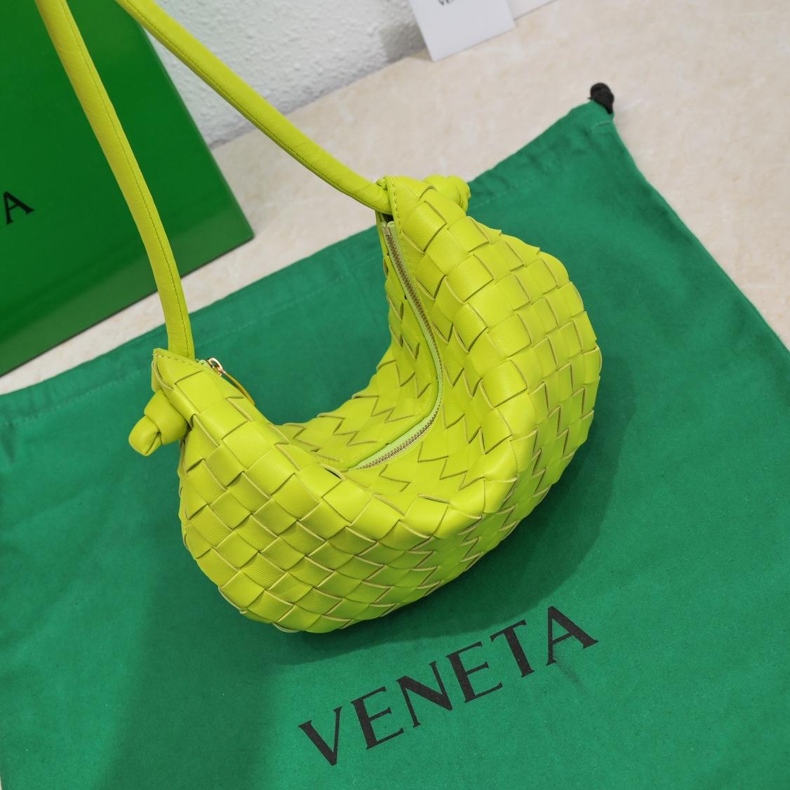 Bottega Veneta Turn Pouch - 상세 이미지