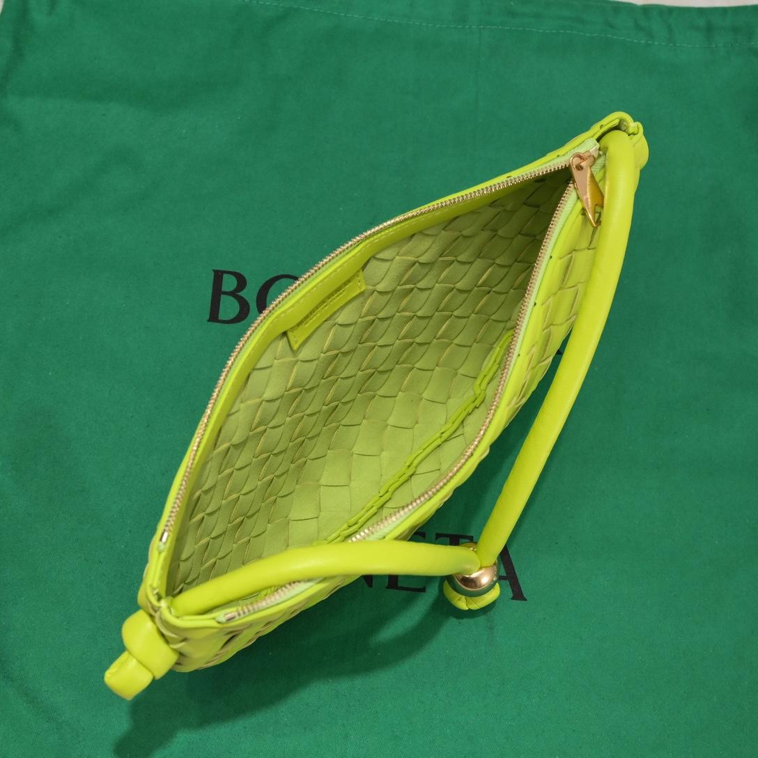 Bottega Veneta Turn Pouch - 상세 이미지