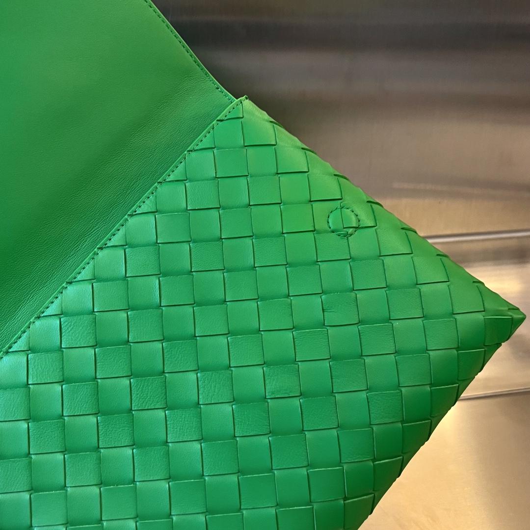 Bottega Veneta Bottega Veneta intrecio Flap Pouch 레플리카 7번 이미지 - Bag | 세미샵 레플리카 사이트