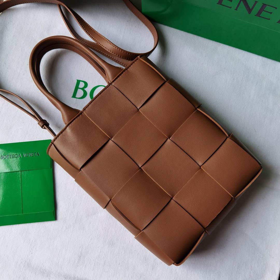 Bottega Veneta Bottega Veneta intrecio Tote Cross 레플리카 5번 이미지 - Bag | 세미샵 레플리카 사이트