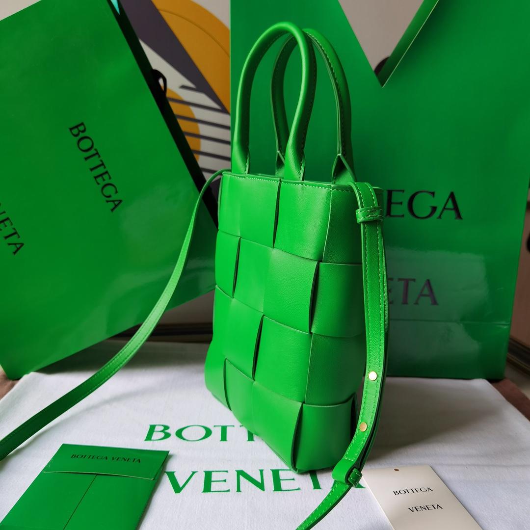 Bottega Veneta Bottega Veneta intrecio Tote Cross 레플리카 12번 이미지 - Bag | 세미샵 레플리카 사이트