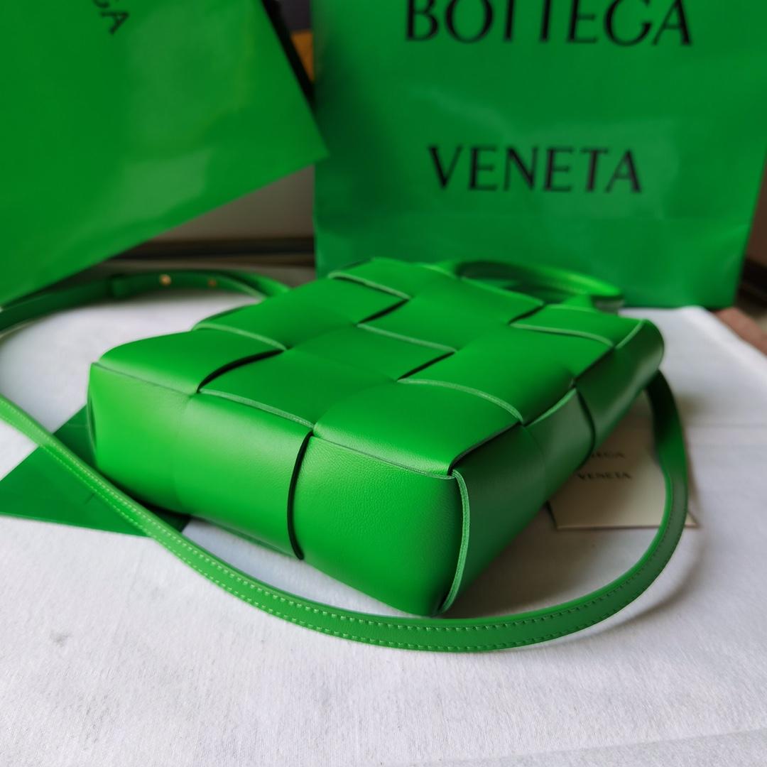 Bottega Veneta Bottega Veneta intrecio Tote Cross 레플리카 13번 이미지 - Bag | 세미샵 레플리카 사이트