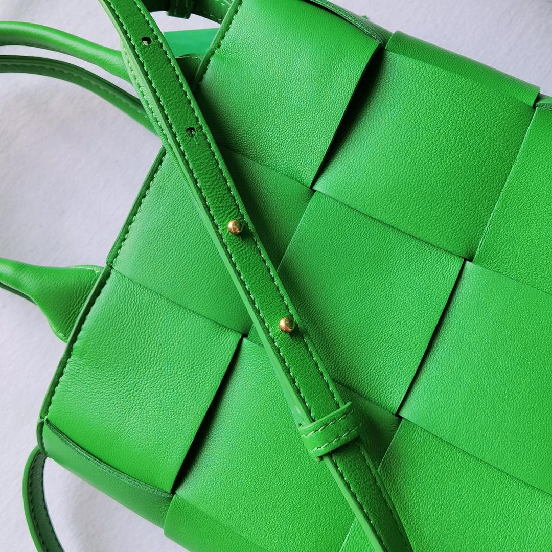 Bottega Veneta Bottega Veneta intrecio Tote Cross 레플리카 15번 이미지 - Bag | 세미샵 레플리카 사이트