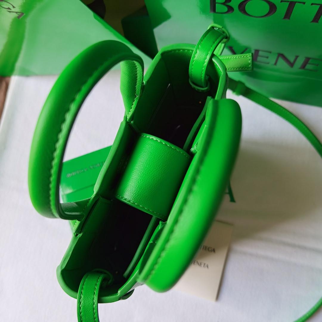 Bottega Veneta Bottega Veneta intrecio Tote Cross 레플리카 16번 이미지 - Bag | 세미샵 레플리카 사이트