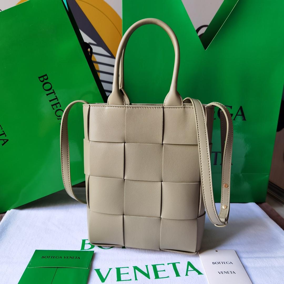 Bottega Veneta Bottega Veneta intrecio Tote Cross 레플리카 20번 이미지 - Bag | 세미샵 레플리카 사이트