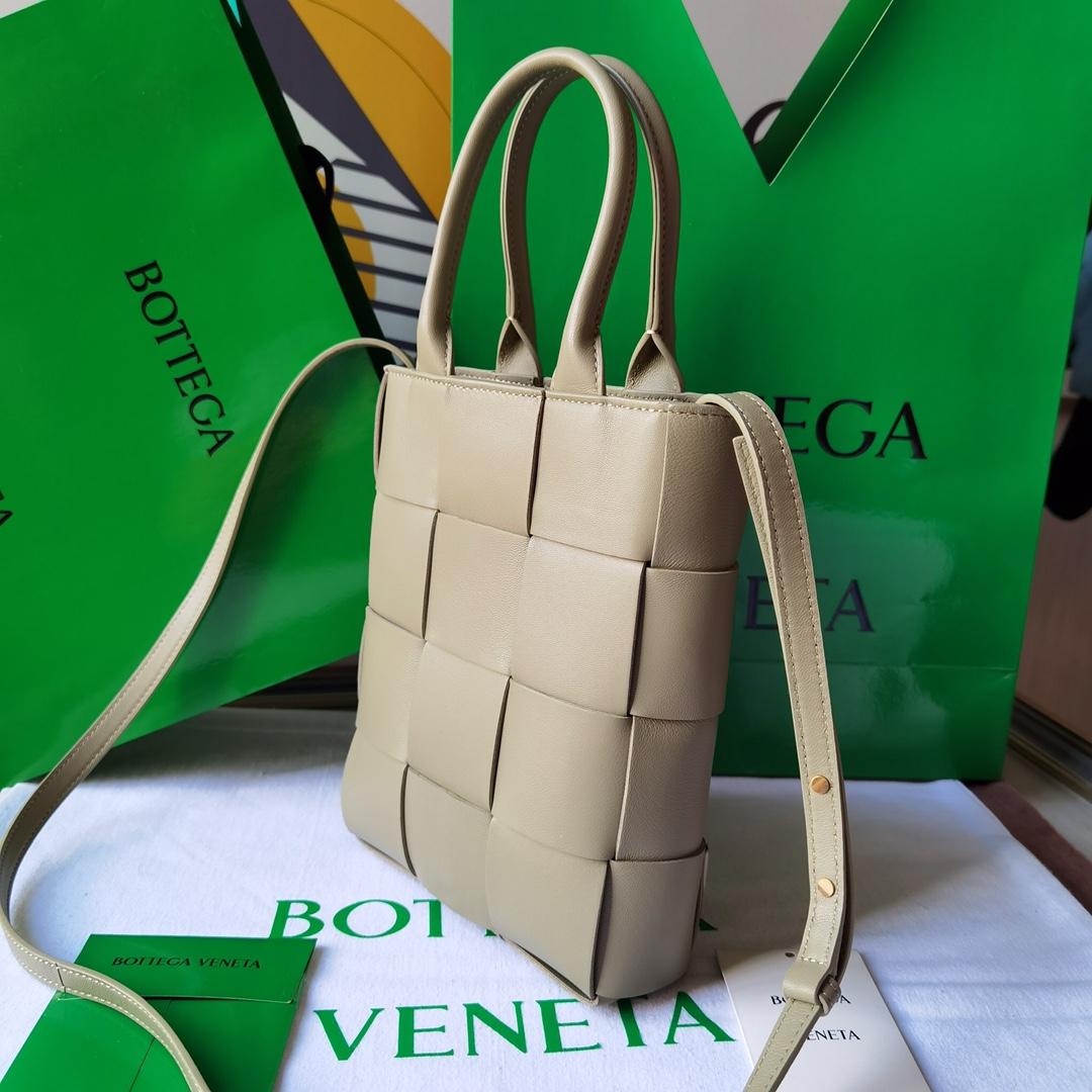 Bottega Veneta Bottega Veneta intrecio Tote Cross 레플리카 21번 이미지 - Bag | 세미샵 레플리카 사이트