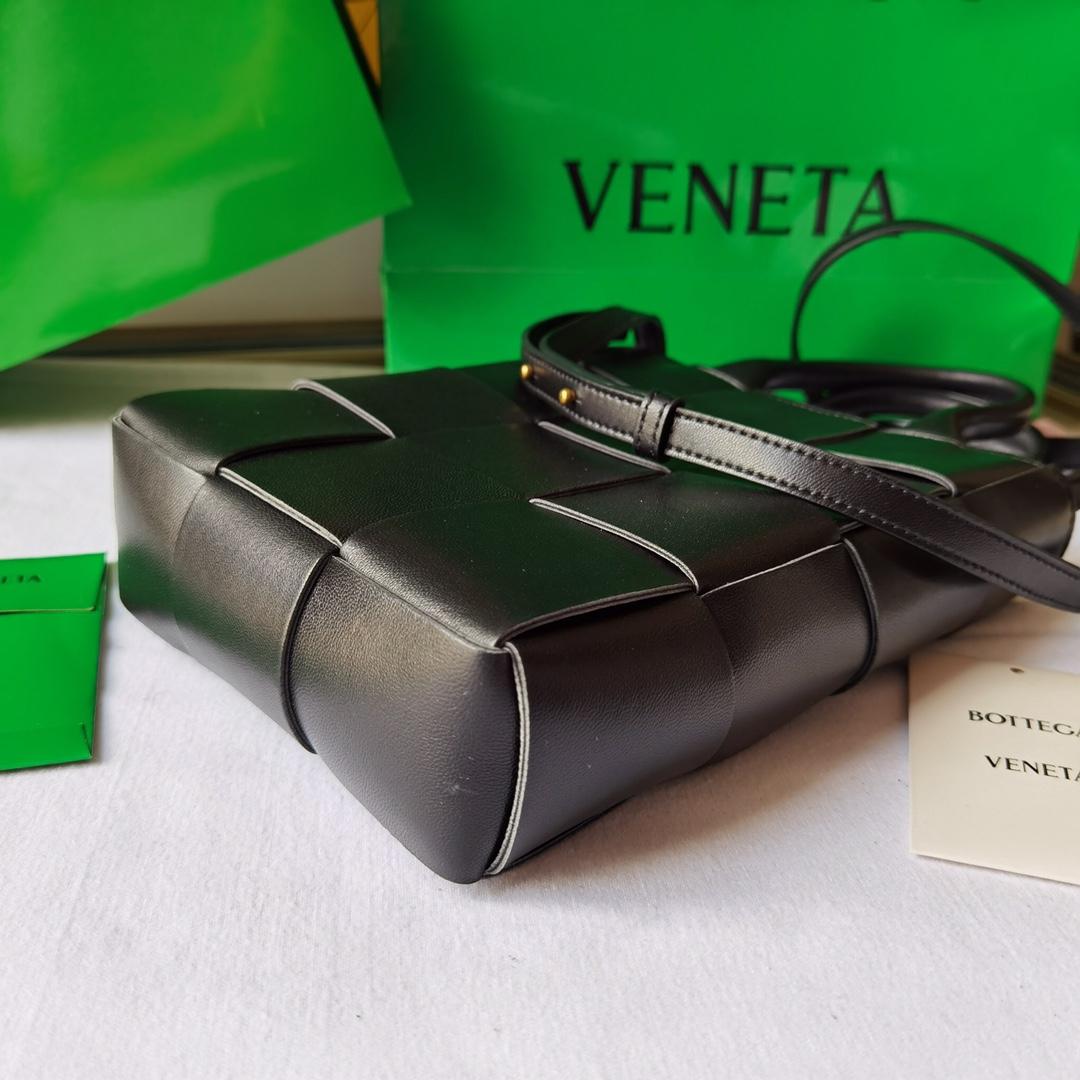 Bottega Veneta Bottega Veneta intrecio Tote Cross 레플리카 33번 이미지 - Bag | 세미샵 레플리카 사이트